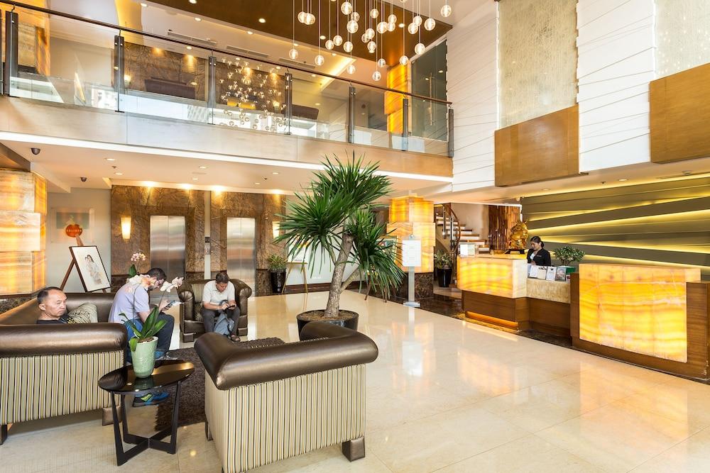 Armada Hotel Manila Eksteriør bilde
