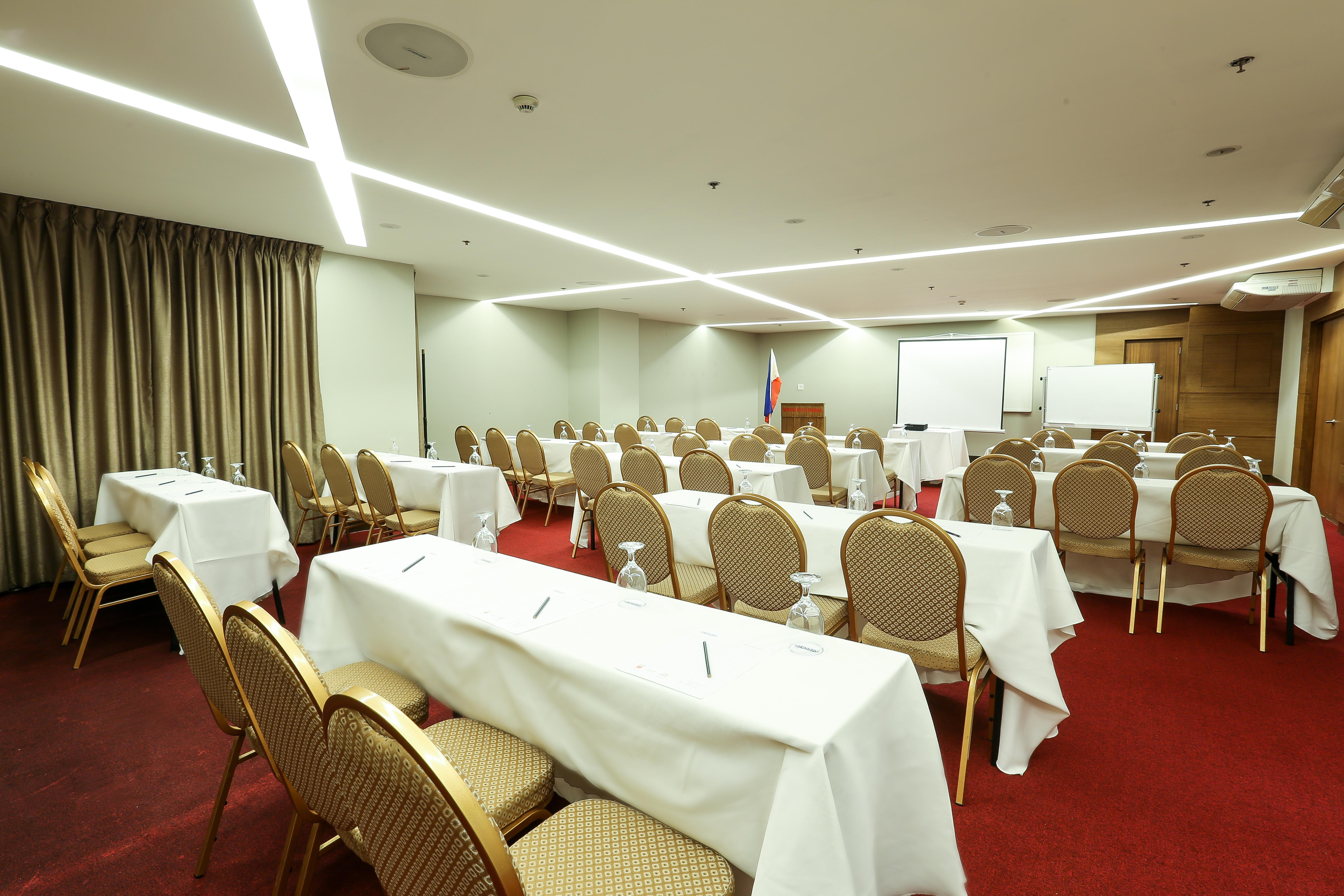 Armada Hotel Manila Eksteriør bilde