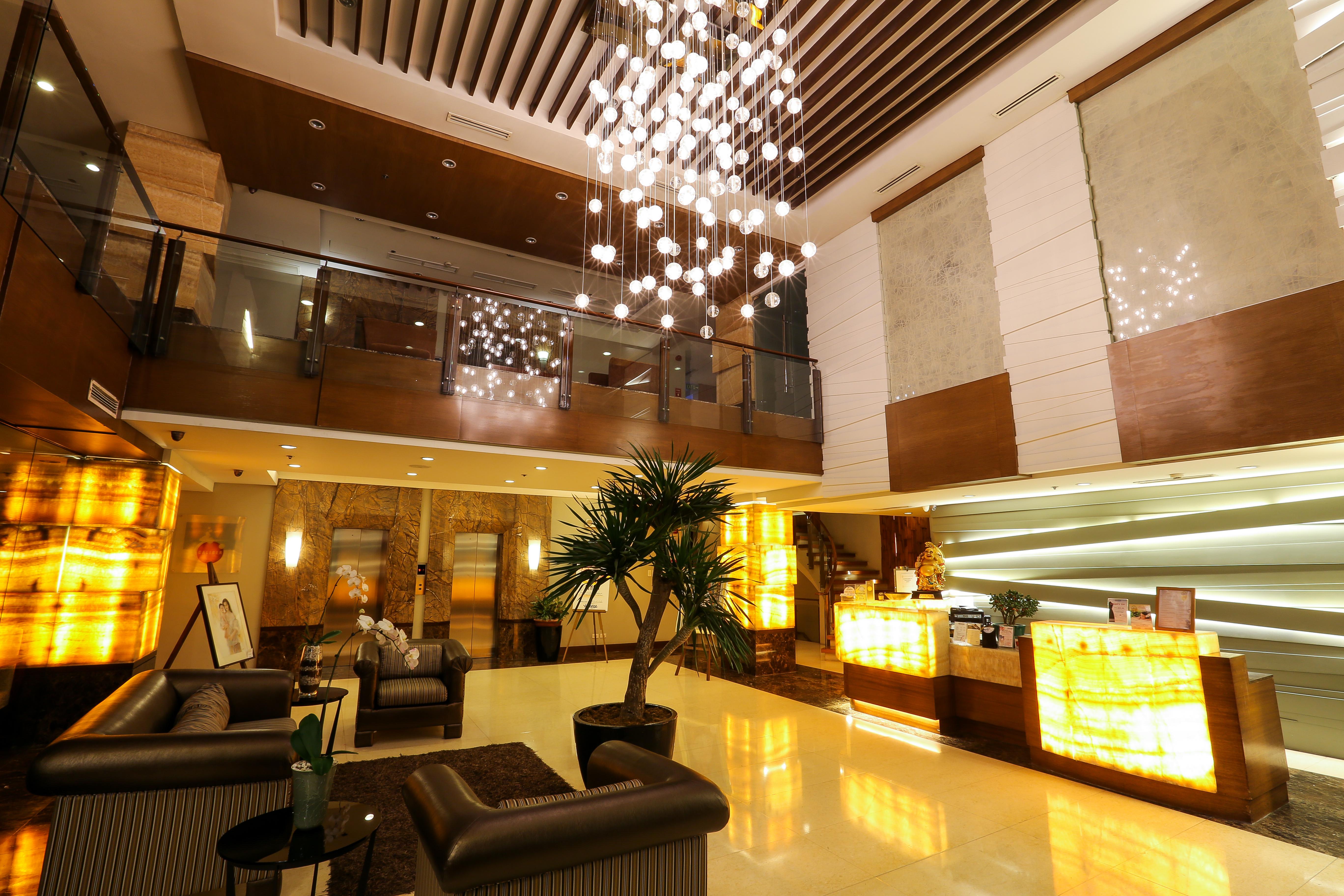 Armada Hotel Manila Eksteriør bilde