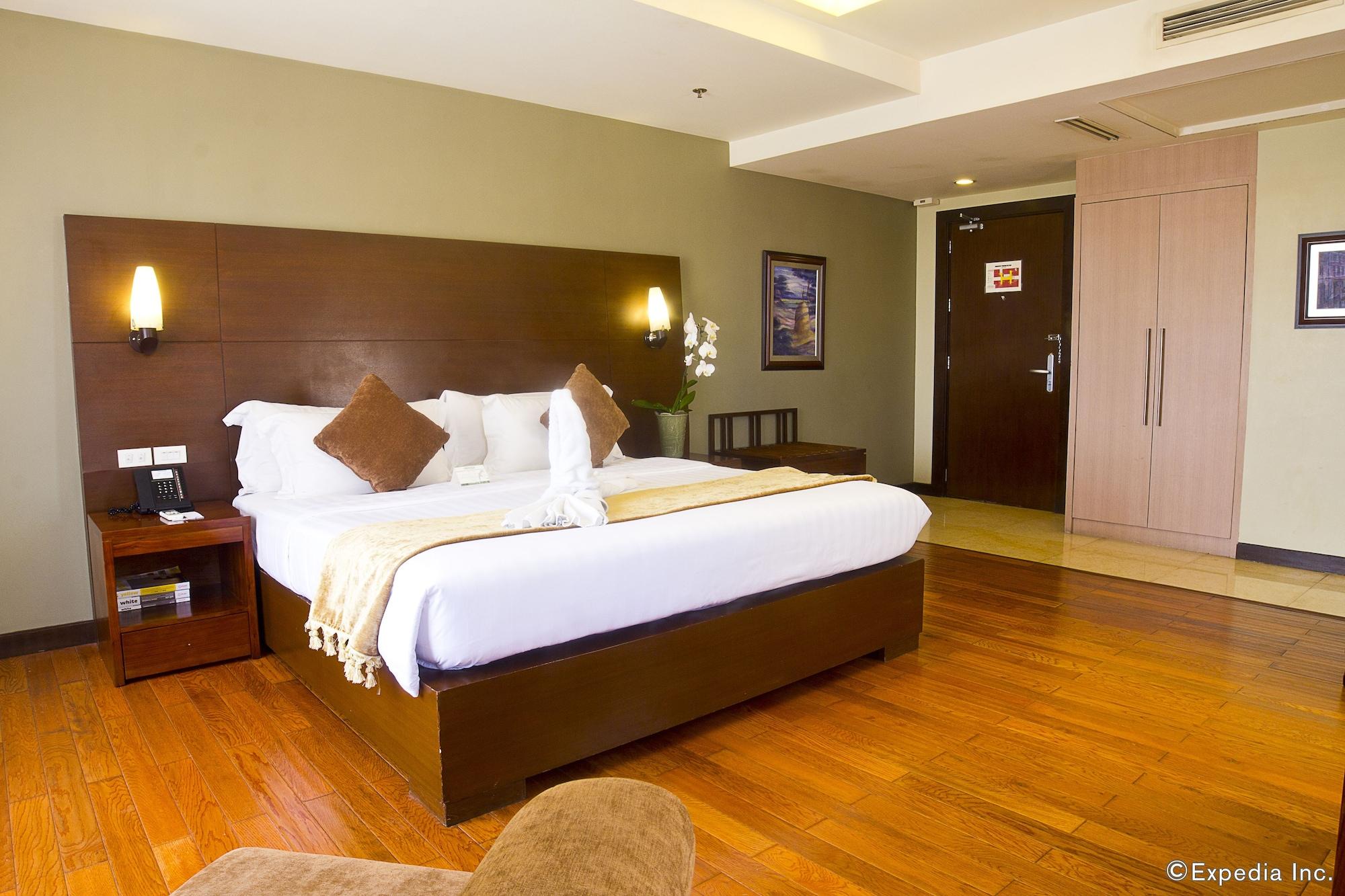 Armada Hotel Manila Eksteriør bilde