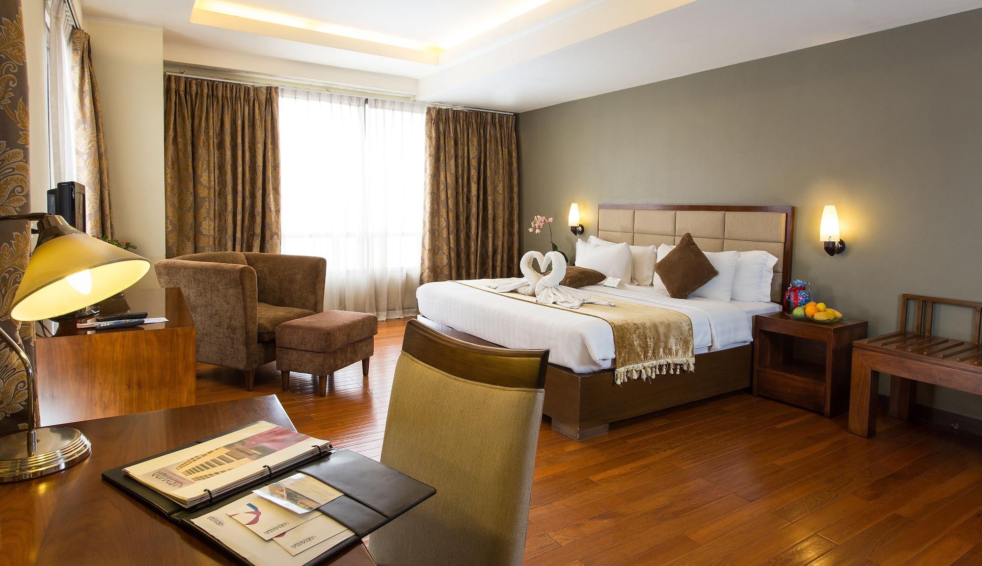 Armada Hotel Manila Eksteriør bilde