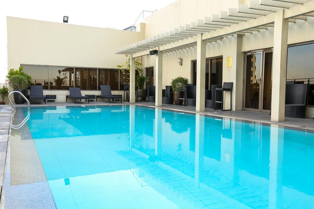 Armada Hotel Manila Eksteriør bilde